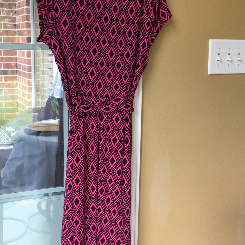 Dress - Picture 3 of 4